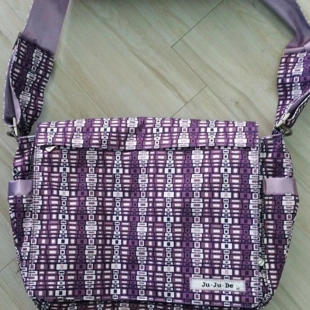 New JuJuBe Be A Show Off Diaper Bag Ju Ju Berry Squares Changing Pad $200